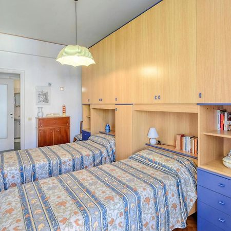Gorgeous Apartment In Arenzano With Kitchen Buitenkant foto